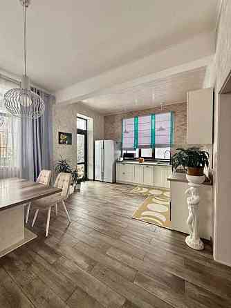 долгосрочная аренда 4-к дом Киево-Святошинский, Круглик, 4000 $/мес. 