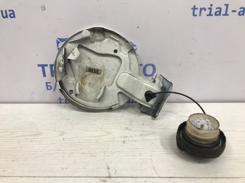 Лючок бака Mazda 3 BM 2.2 DIESEL 2013 (б/у) Киев - изображение 2