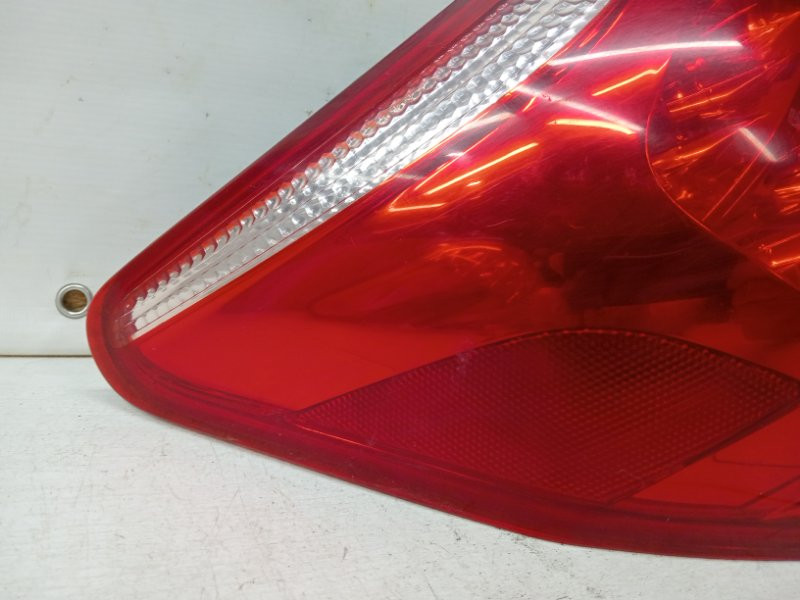 Фонарь задний внешний левый Toyota RAV 4 A30 2.0 БЕНЗИН 1AZFE 2005 (б/у) Киев - изображение 2