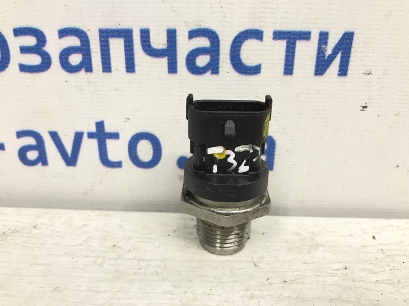 Датчик давления топлива в рейке Nissan X-Trail T32 1.6 DIESEL R9M 2014 (б/у) Киев - изображение 1