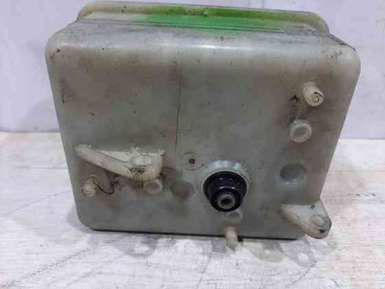 Бачок подкачки амортизатора Toyota Land Cruiser J100 1998 (б/у) Київ