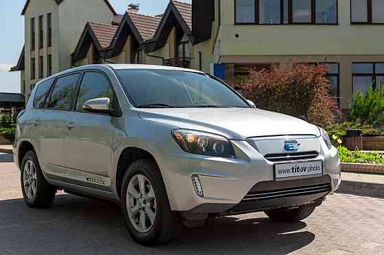 продажа Toyota RAV4, 11000 $ 