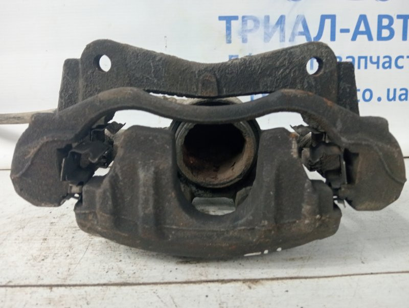 Суппорт передний левый Toyota Avensis T25 1.8 БЕНЗИН 1ZZFE 2002 (б/у) Киев - изображение 4