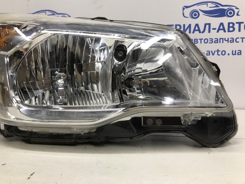 Фара правая галоген Subaru Forester SJ 2.0 DIESEL EE20Z 2012 (б/у) Киев - изображение 3