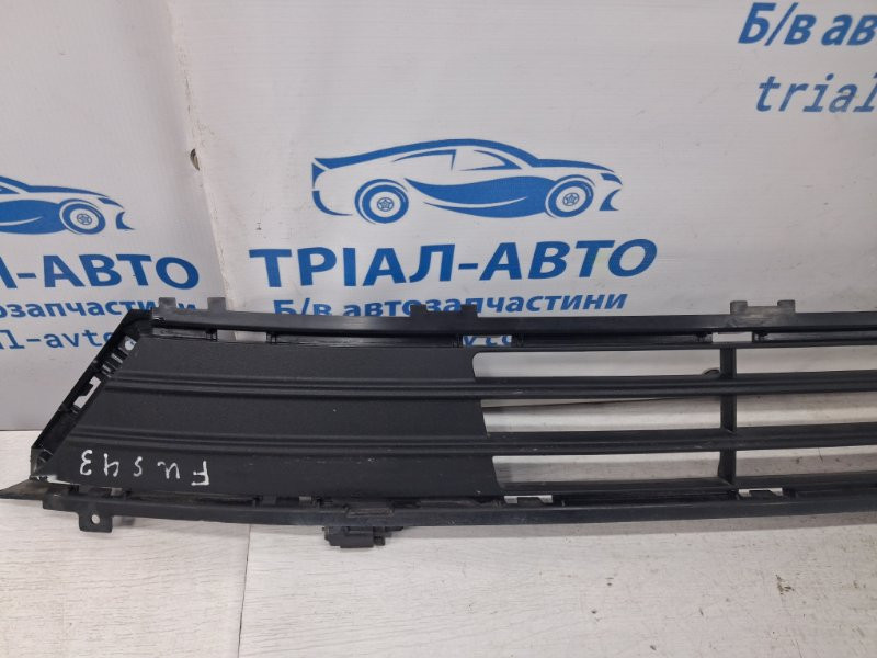 Решетка бампера центральная Ford Fusion USA 2 1.5 БЕНЗИН ENUN0 2013 (б/у) Киев - изображение 3