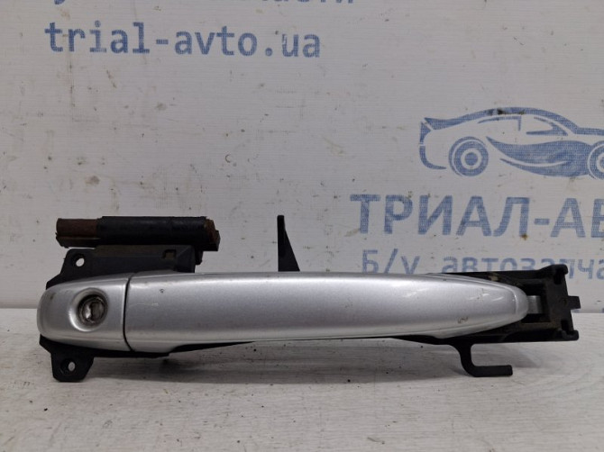 Ручка двери внешняя передняя правая Toyota Camry 40 2.4 БЕНЗИН 2AZFE 2006 (б/у) Киев - изображение 1