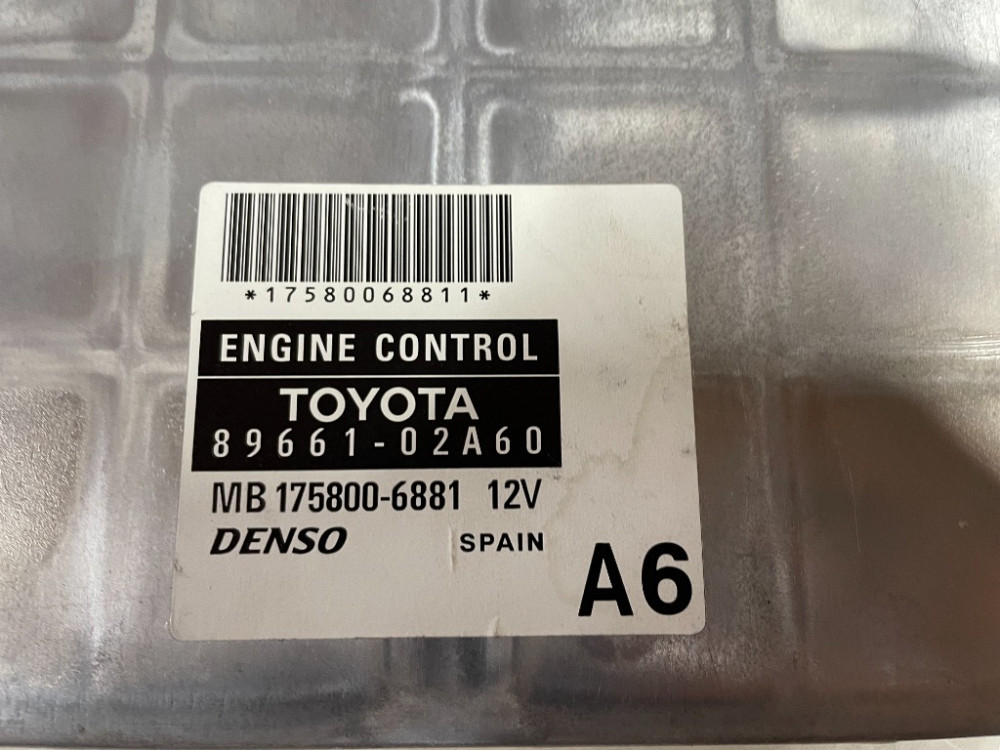 Блок управления двигателем Toyota Corolla 2.0 D4-D 2000-2007 (89661-02A60) Ковель - зображення 3