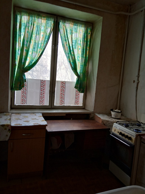 Київ. ЦЕНТР Солом'янки. Продаю КІМНАТУ в 3-кімнатній квартирі Київ - зображення 6