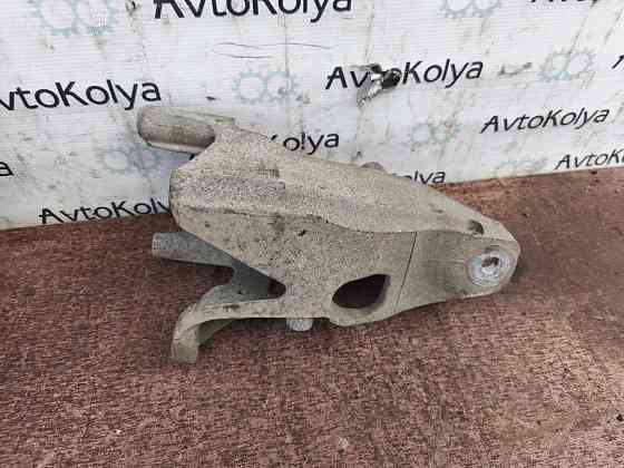 Кронштейн (опора) двигателя VW T5 T6 2.0 tdi 2003-2019 (7E0199370L) Ковель