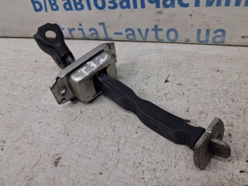 Ограничитель двери передний правый Nissan X-Trail 2014-2021 804304CL0A (Арт. 84082) Київ - зображення 2