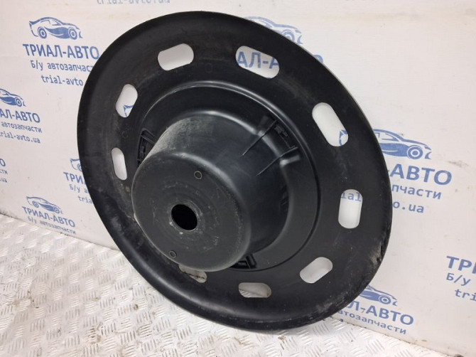 Чехол запасного колеса Lexus RX 350 XU30 3.5 БЕНЗИН 2GRFE 2003 (б/у) Киев - изображение 3