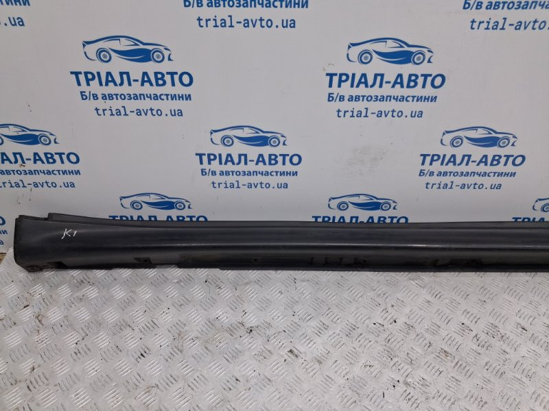 Накладка порога внешняя правая Nissan Juke F15 1.6 TURBO MR16DDT 2010 (б/у) Киев - изображение 2