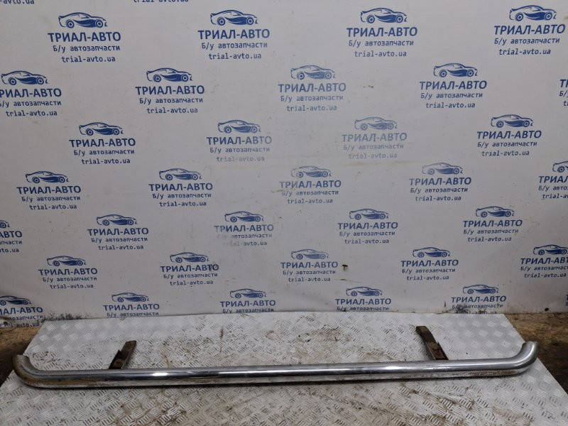 Подножка Mitsubishi L200 KB 2.5 DIESEL 4D56 2006 лев. (б/у) Киев - изображение 1