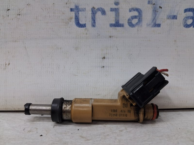 Форсунка топливная Toyota Auris E150 1.6 БЕНЗИН 1ZRFAE 2006 (б/у) Київ - зображення 1