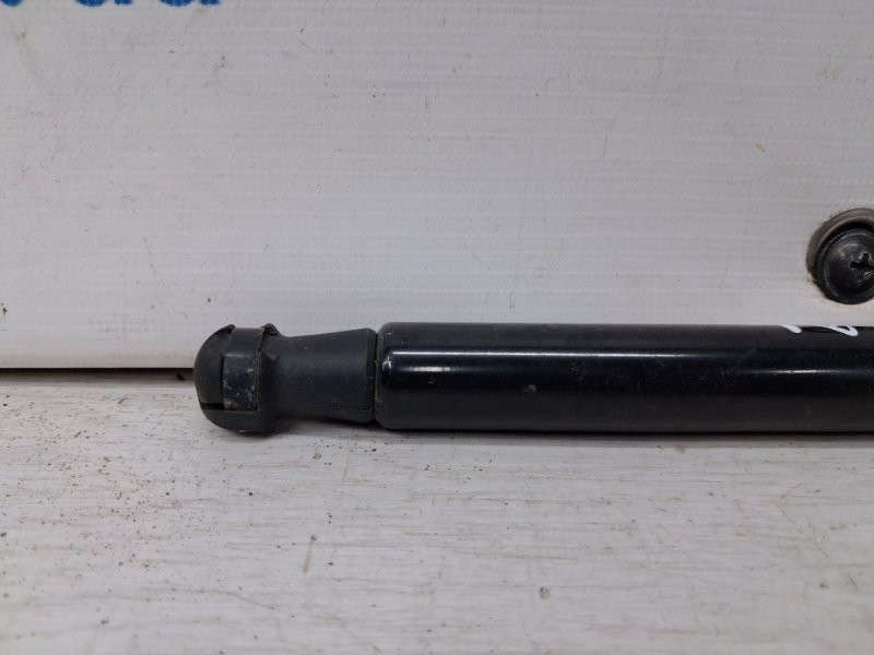 Амортизатор крышки багажника Toyota Avensis T25 2.2 DIESEL 2ADFTV 2002 (б/у) Київ - зображення 2