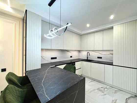 продажа 1-к квартира Киев, Голосеевский, 126000 $ Киев