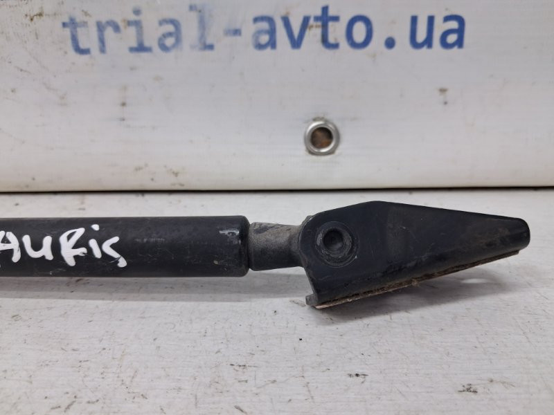Амортизатор крышки багажника Toyota Auris 2006-2012 6895002091 (Арт. 64168) Киев - изображение 2