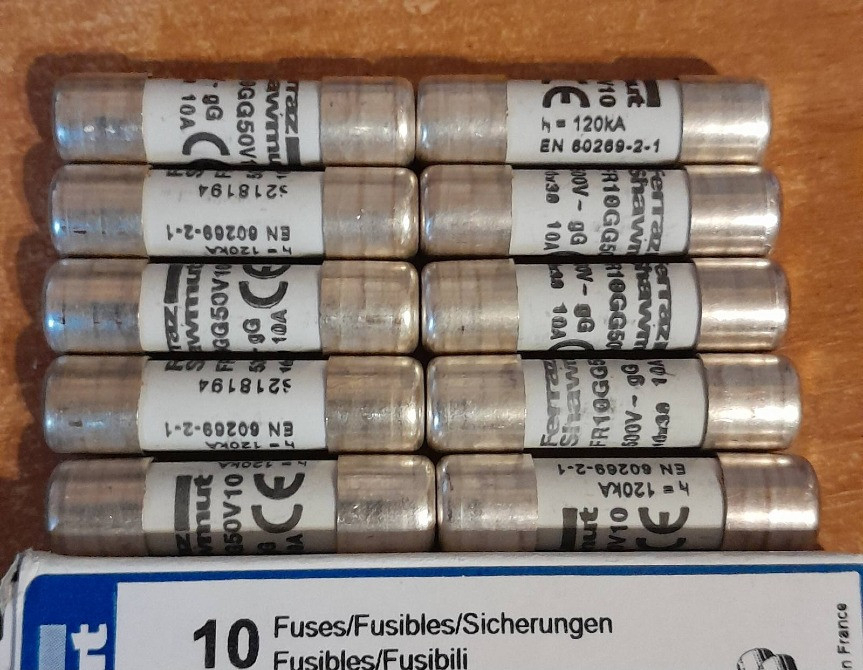 Запобіжники циліндричні FR10GG50V10 10А 500V 120 kA плавка вставка Косів - зображення 1