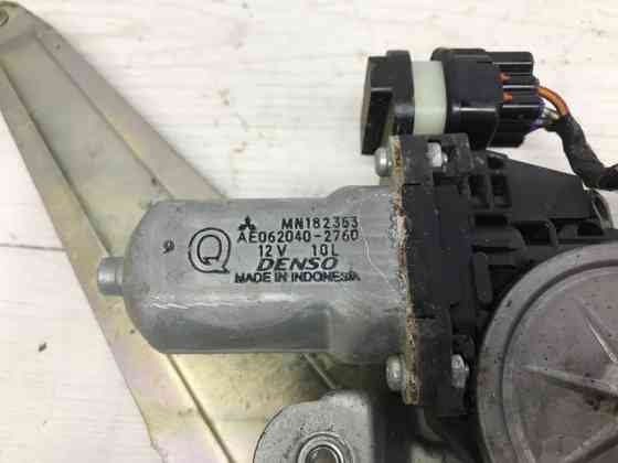 Стеклоподъемник задний правый Mitsubishi L200 KB 2.5 ДИЗЕЛЬ 4D56U 2006 (б/у) Київ