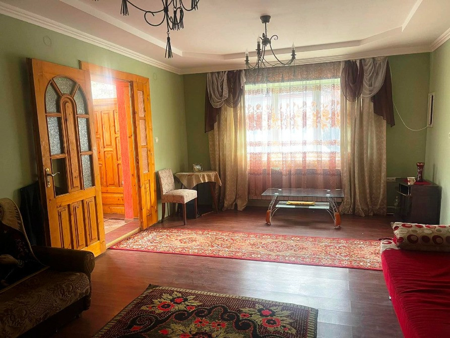 Здається дім подобово в Берегово біля термального басейну Берегове - зображення 8