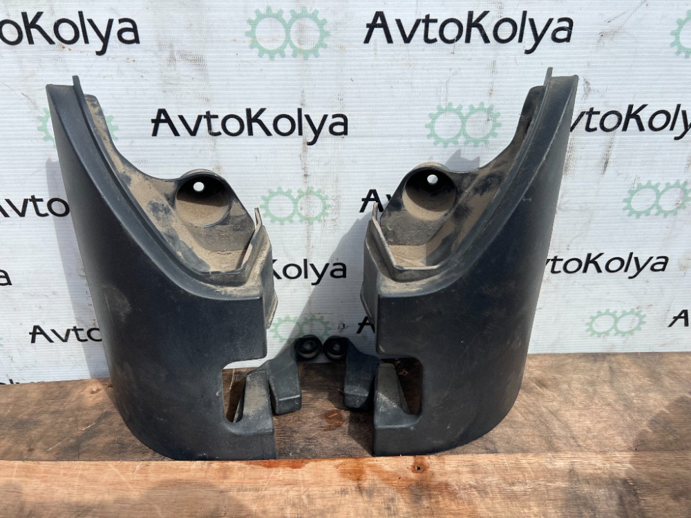 Пластик под фонарь левый (вставка) Renault Kangoo 2008-2015 (8200557181) Ковель - изображение 1