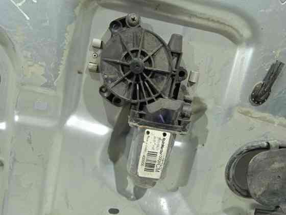 Стеклоподъемник передний правый Hyundai Santa fe CM 2.7 БЕНЗИН G6EA 2005 (б/у) Киев