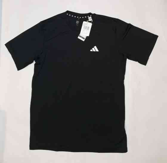 Нова чоловіча тренувальна футболка Adidas performance training essentials Киев