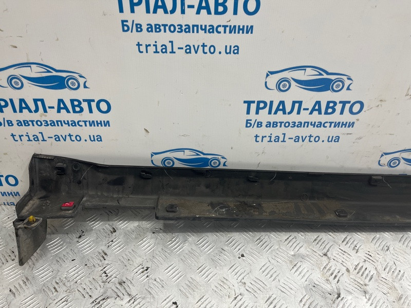 Накладка порога внешняя левая Kia Sorento UM 2.4 БЕНЗИН G4KJ 2014 (б/у) Киев - изображение 4