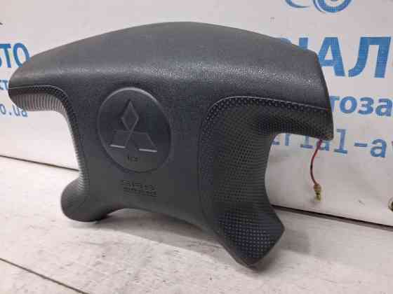 Подушка безопасности в руль Mitsubishi Pajero Wagon 3 3.2 ДИЗЕЛЬ 4M41 1999 (б/у) Киев