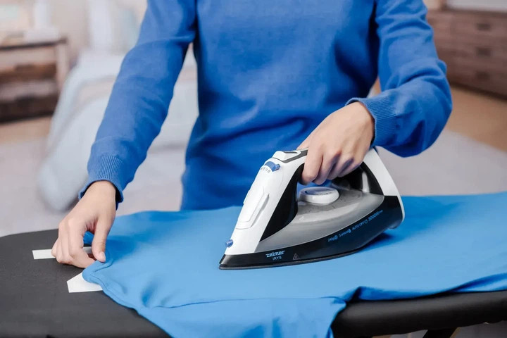 Утюг Zelmer ZIR3100 3000 Вт черный Київ - зображення 7