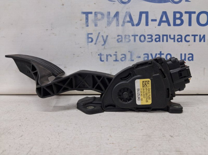 Педаль газа Suzuki SX4 1 2.0 БЕНЗИН J20A 2006 (б/у) Киев - изображение 1