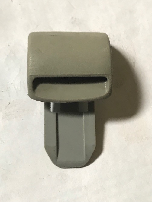 Бу фиксатор шторки багажника, заглушка потолка Renault Laguna 1, 7700814458 Кропивницький - зображення 1