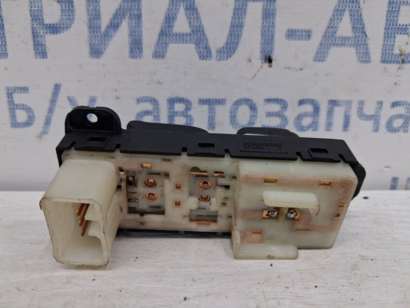 Кнопка стеклоподъемника SsangYong Rexton Y250 2.7 D27DT 2006 перед. (б/у) Киев - изображение 3