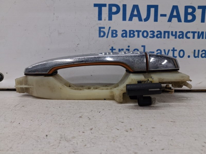 Ручка двери внешняя передняя правая SsangYong Korando C200 2.0 DIESEL D20DT 2010 (б/у) Киев - изображение 2