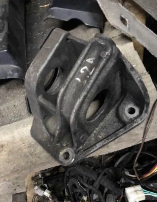 Бу кронштейн полуоси передной правой Renault Laguna 2, 8200000033 , 2.2dci Кропивницький - зображення 1