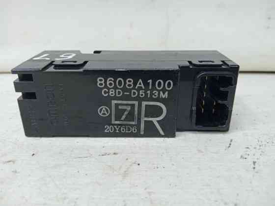 Кнопка стеклоподъемника Mitsubishi Lancer 9 1.6 БЕНЗИН 4G18 2003 (б/у) Київ