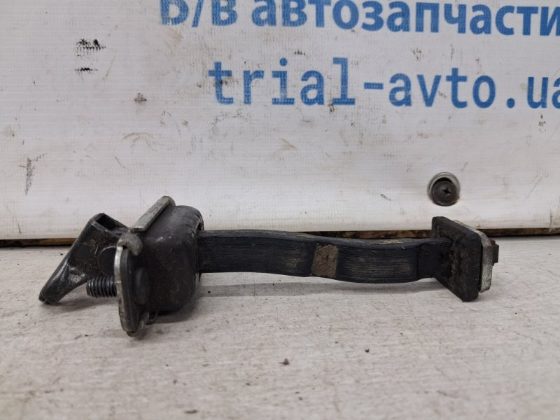 Ограничитель двери задний правый Hyundai Santa fe DM 2.2 DIESEL D4HB 2012 (б/у) Киев - изображение 1