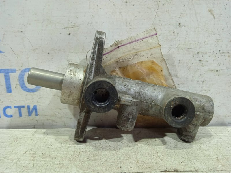 Тормозной цилиндр главный Hyundai Tucson JM 2.0 DIESEL D4EA 2004 (б/у) Киев - изображение 1