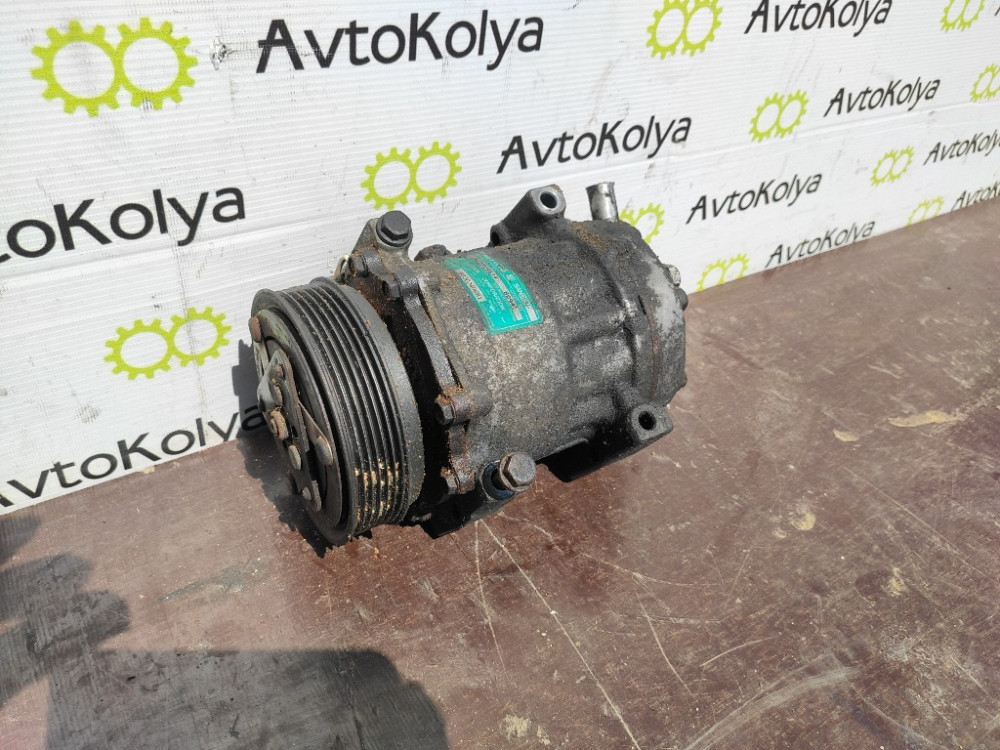Компрессор кондиционера Opel Vivaro 1.9 dci 2001-2006 (8200040681) Ковель - зображення 1