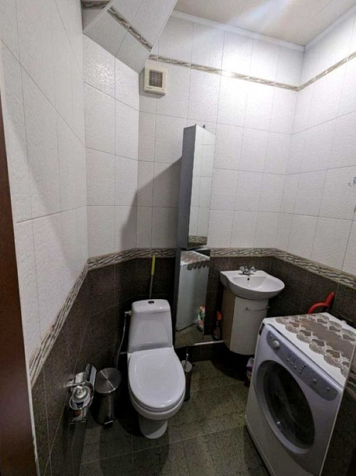 Продам. 2-к.кв. 4/5, просп. Дмитра Яворницького, район Озерки. Дніпро - зображення 8