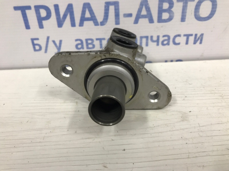 Тормозной цилиндр главный SsangYong Korando C200 2.0 DIESEL 2010 (б/у) Київ - зображення 3