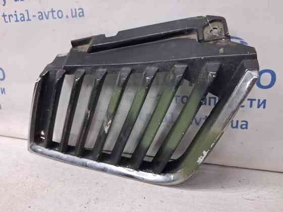Решетка радиатора Mitsubishi L200 KB 2.5 DIESEL 4D56 2006 прав. (б/у) Киев
