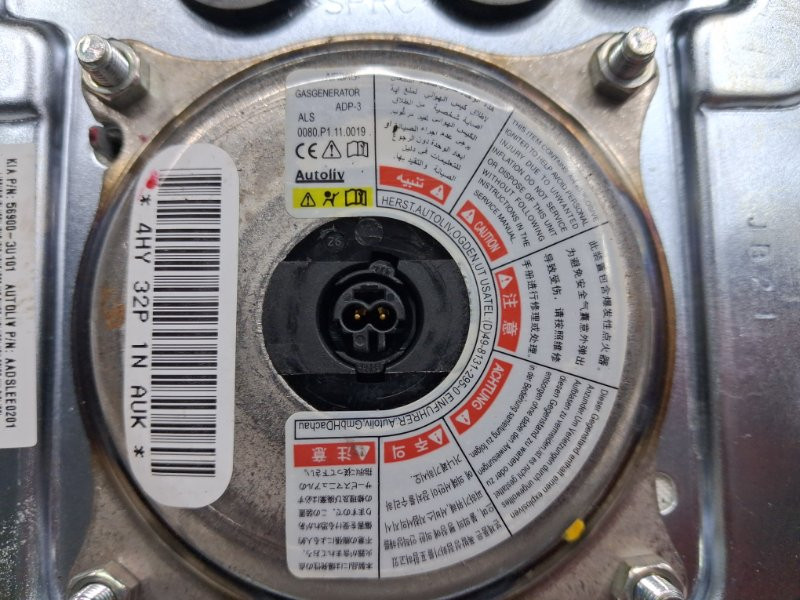 Подушка безопасности в руль Kia Sportage SL 1.7 DIESEL D4FD 2010 (б/у) Киев - изображение 4