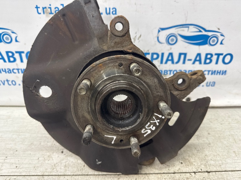 Кулак поворотный левый со ступицей Hyundai IX35 LM 1.7 DIESEL D4FD 2009 (б/у) Киев - изображение 8