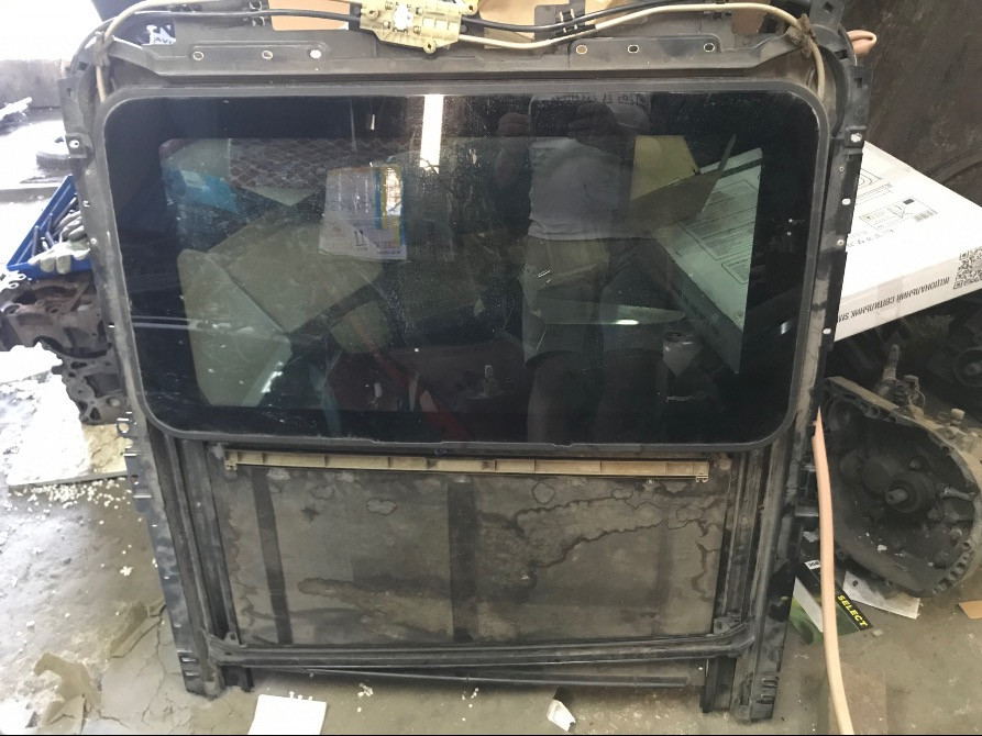 Бу люк Renault Laguna 2, 8200234894, лифтбек, без моторчика Кропивницкий - изображение 1