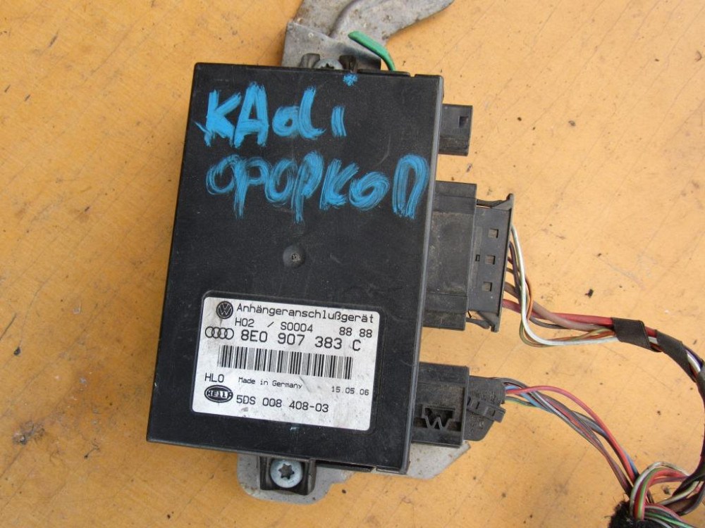 Блок фаркопа VW Caddy 2004-2010 (8E0907383) Ковель - зображення 3