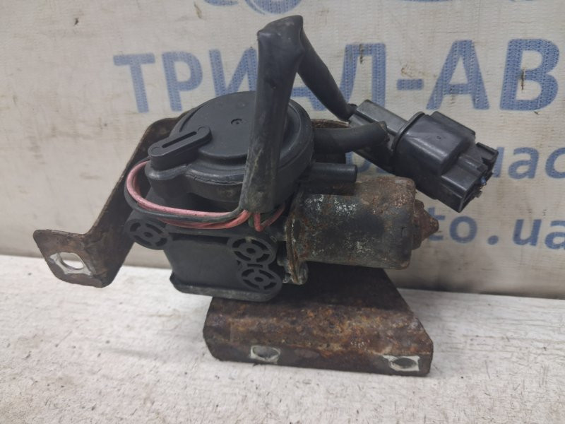 Насос вакуумный Nissan Navara 2004-2015 14650EB30A (Арт. 83448) Киев - изображение 1