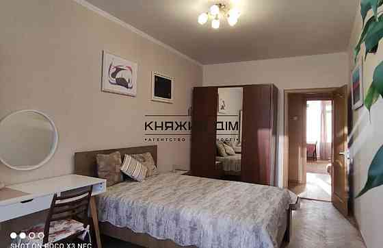 Продаж 3х кімнатної квартири в центрі Києва, метро Палац України. № 21147412 Киев