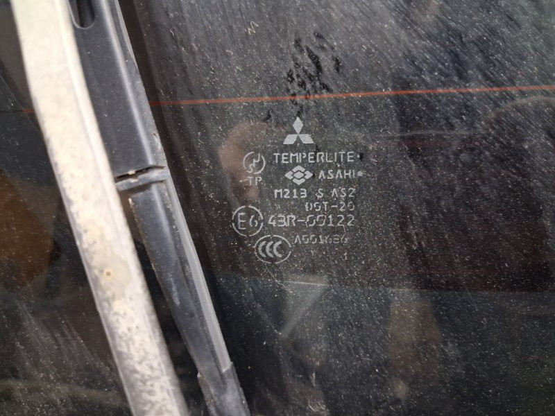 Крышка багажника Mitsubishi Pajero Wagon 3 3.2 ДИЗЕЛЬ 4M41 1999 (б/у) Киев - изображение 5