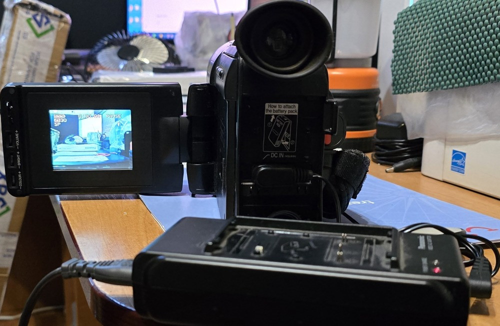 Видеокамера Panasonic NV-VX1 VHS-C (Box) + новый, запечатанный адаптер и запечатанная кассета JVC V Одесса - изображение 6